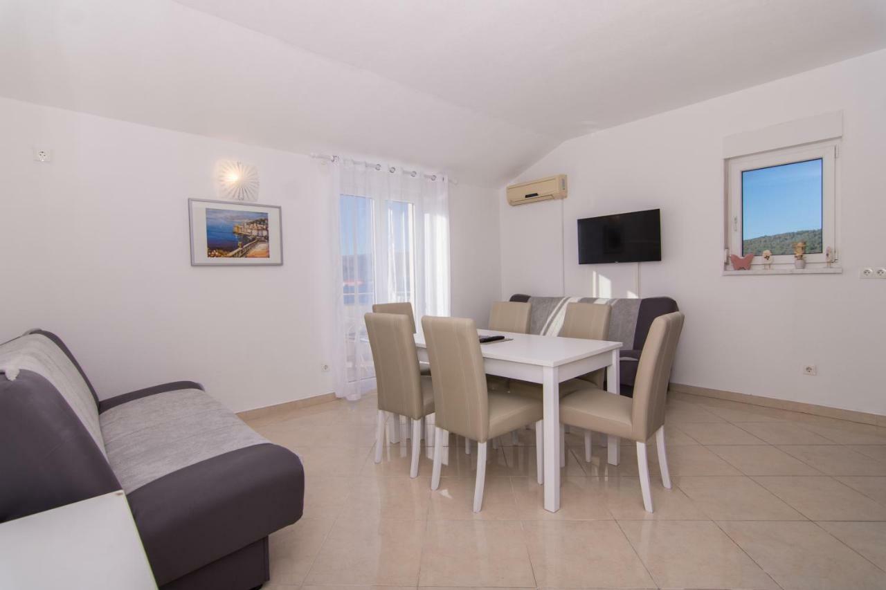 Apartment Aba Trogir Exterior photo