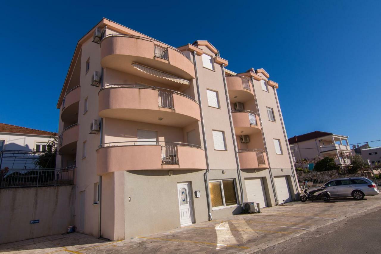 Apartment Aba Trogir Exterior photo